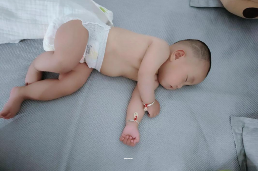 黔西南宝宝高烧怎么处理